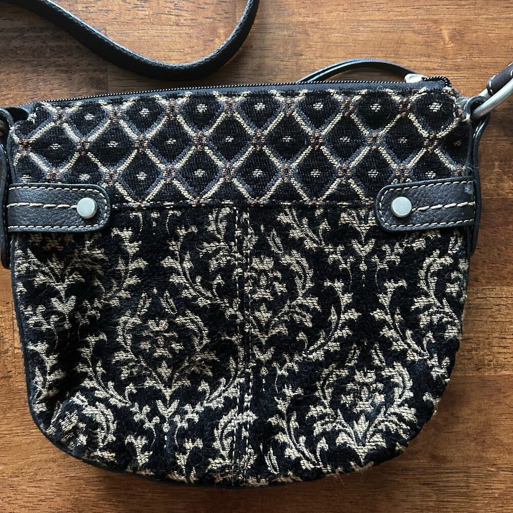 Vintage-Inspired Boho Floral Fossil Crossbody - Picture 14 of 14